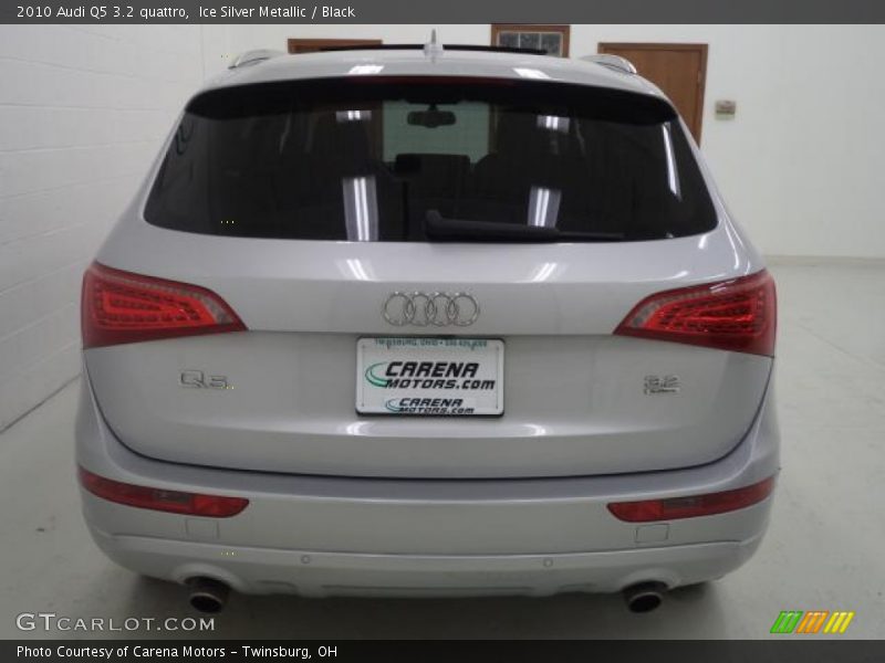Ice Silver Metallic / Black 2010 Audi Q5 3.2 quattro