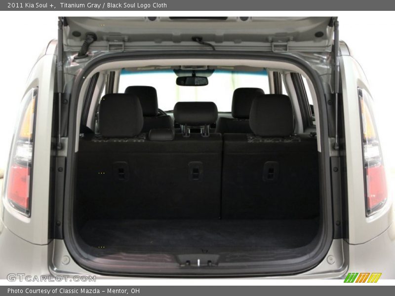 Titanium Gray / Black Soul Logo Cloth 2011 Kia Soul +