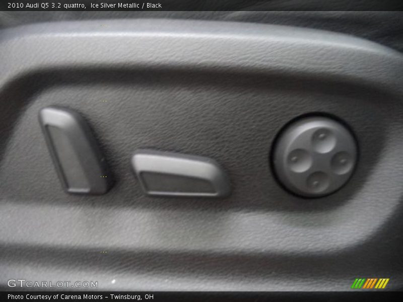 Ice Silver Metallic / Black 2010 Audi Q5 3.2 quattro