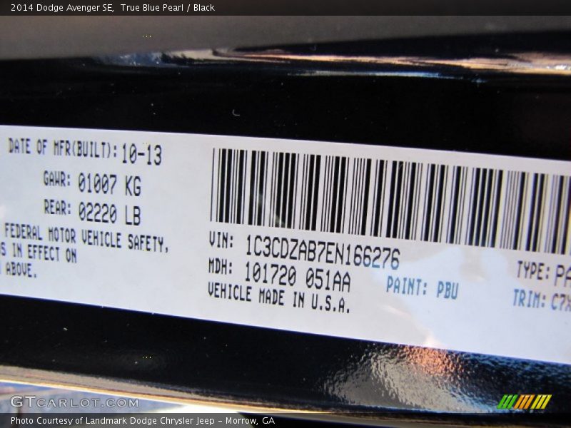 True Blue Pearl / Black 2014 Dodge Avenger SE