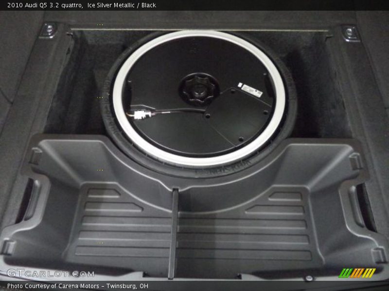 Ice Silver Metallic / Black 2010 Audi Q5 3.2 quattro