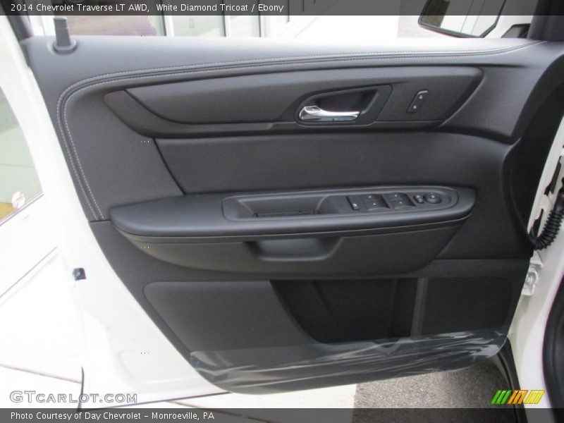 White Diamond Tricoat / Ebony 2014 Chevrolet Traverse LT AWD