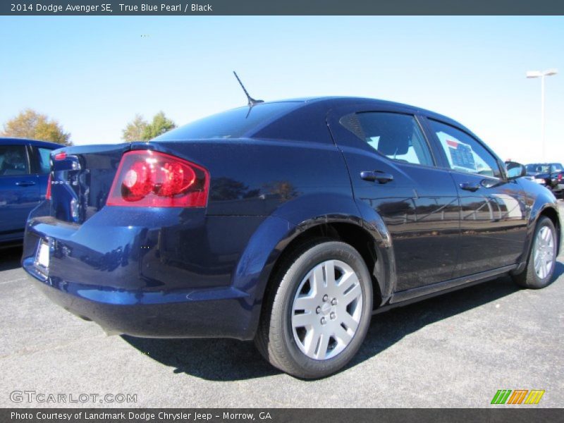 True Blue Pearl / Black 2014 Dodge Avenger SE