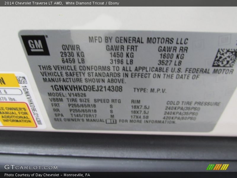 White Diamond Tricoat / Ebony 2014 Chevrolet Traverse LT AWD