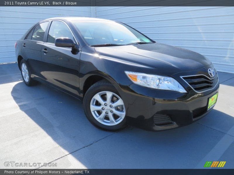 Black / Bisque 2011 Toyota Camry LE V6