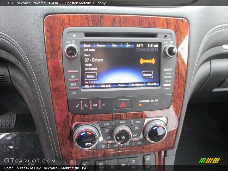 Tungsten Metallic / Ebony 2014 Chevrolet Traverse LT AWD