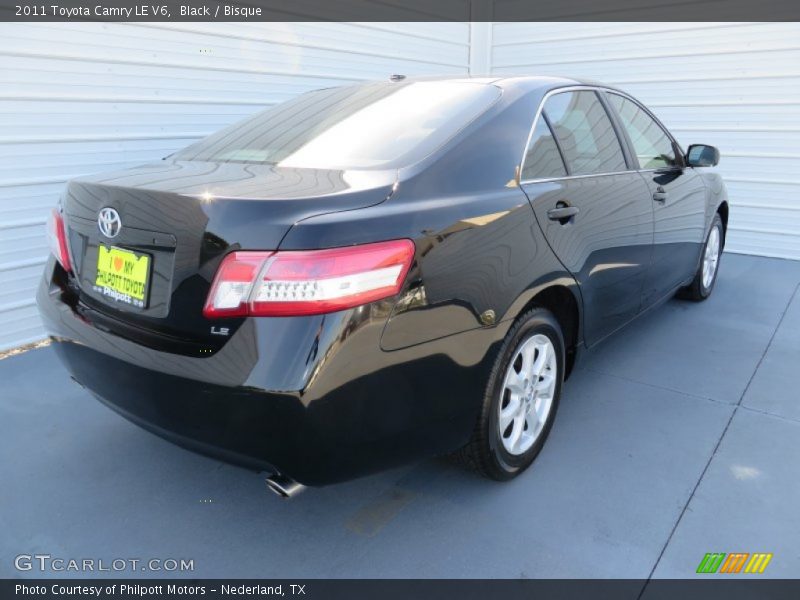 Black / Bisque 2011 Toyota Camry LE V6