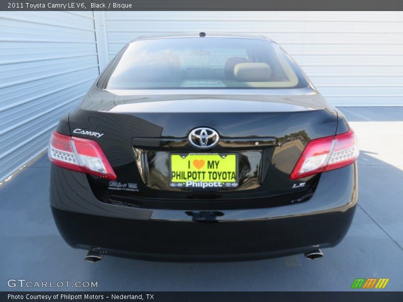 Black / Bisque 2011 Toyota Camry LE V6