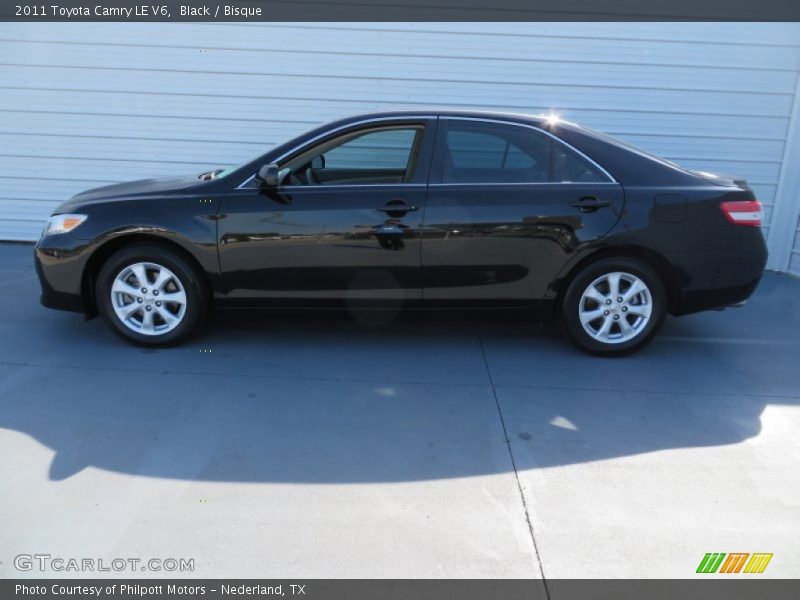 Black / Bisque 2011 Toyota Camry LE V6