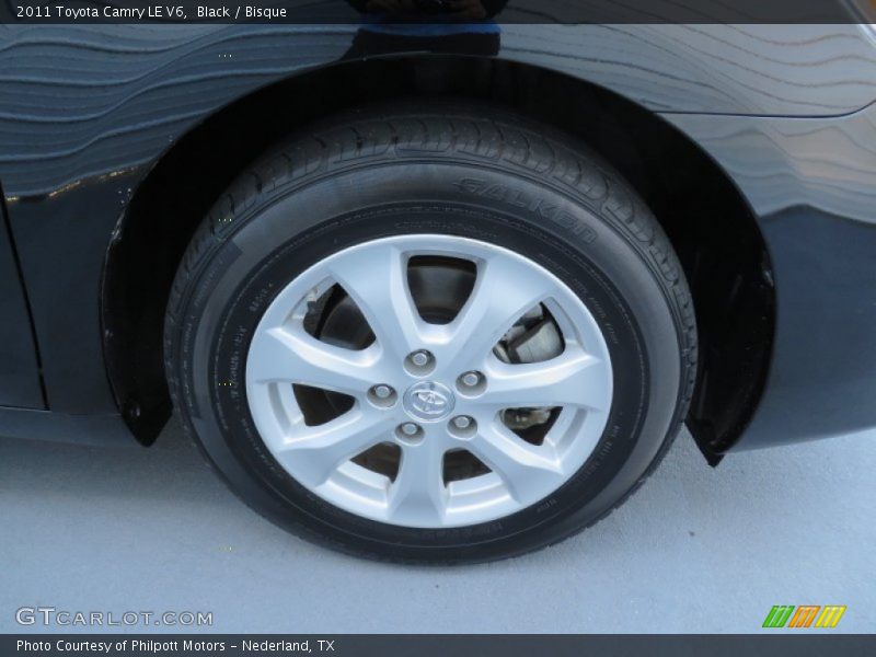 Black / Bisque 2011 Toyota Camry LE V6