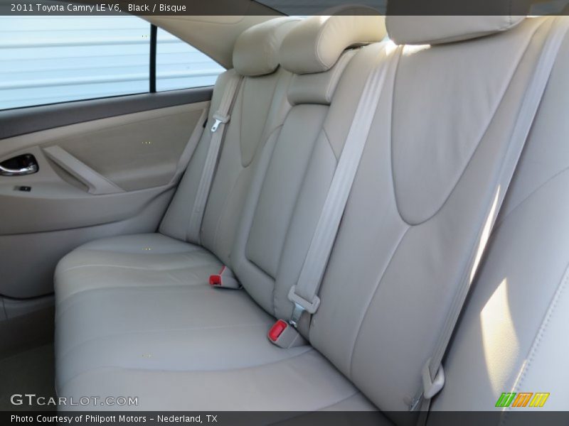 Black / Bisque 2011 Toyota Camry LE V6