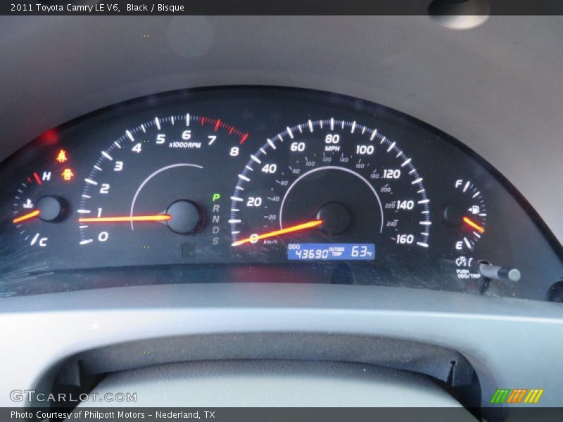 Black / Bisque 2011 Toyota Camry LE V6