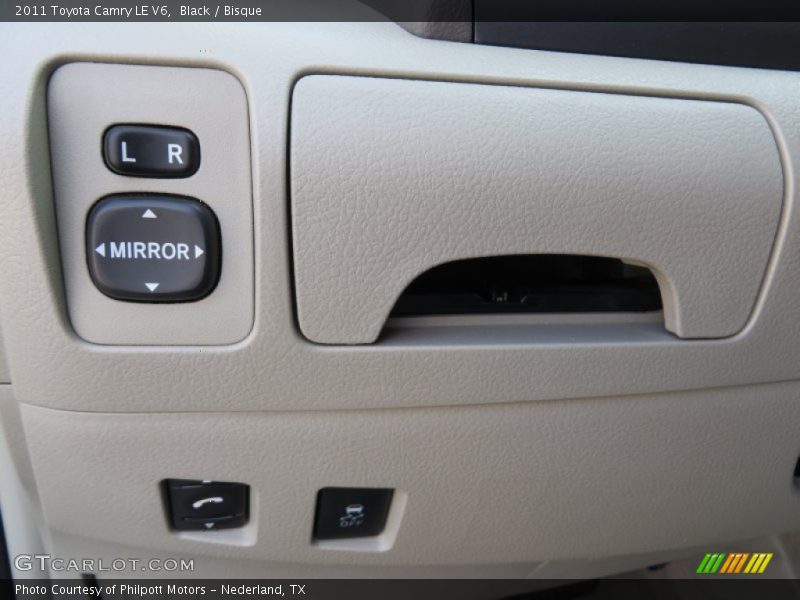 Black / Bisque 2011 Toyota Camry LE V6