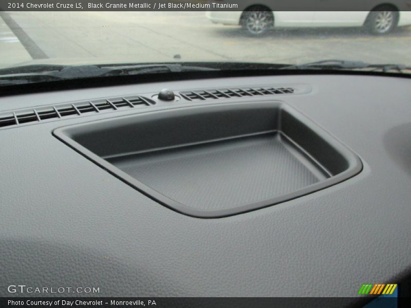 Black Granite Metallic / Jet Black/Medium Titanium 2014 Chevrolet Cruze LS