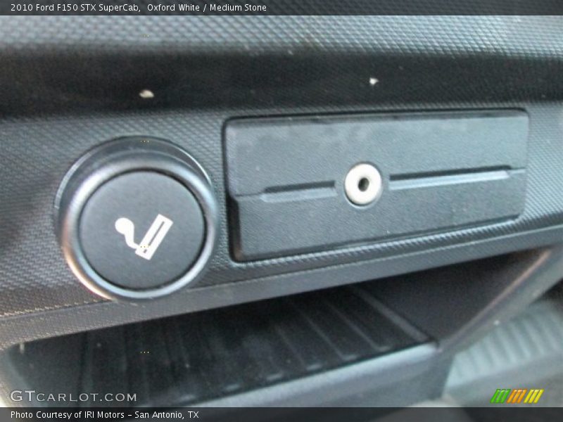 Oxford White / Medium Stone 2010 Ford F150 STX SuperCab