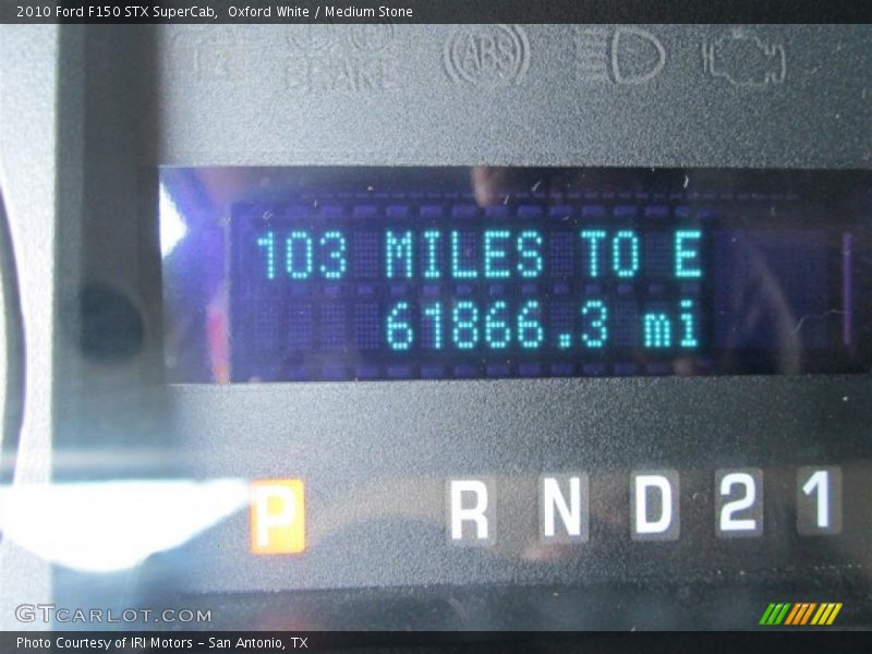 Oxford White / Medium Stone 2010 Ford F150 STX SuperCab