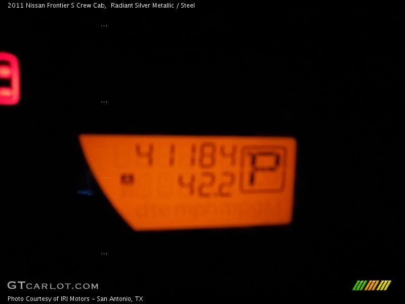 Radiant Silver Metallic / Steel 2011 Nissan Frontier S Crew Cab