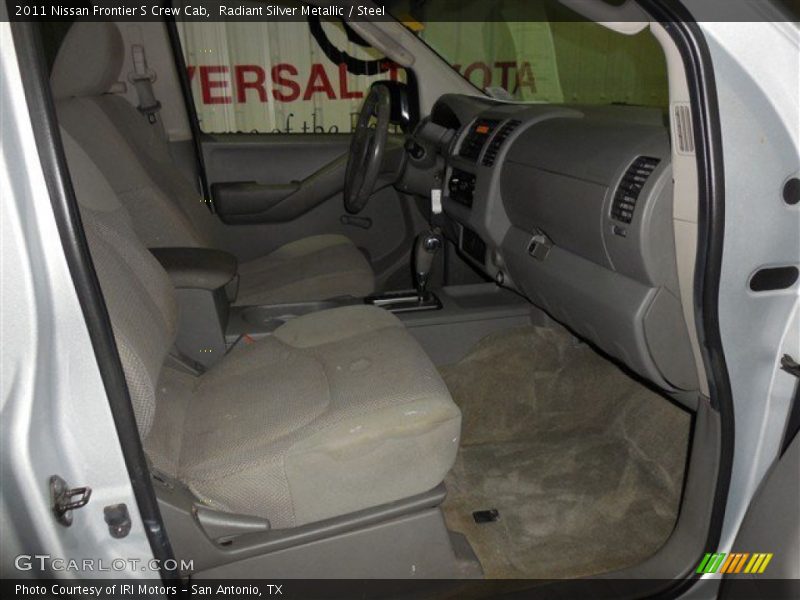 Radiant Silver Metallic / Steel 2011 Nissan Frontier S Crew Cab