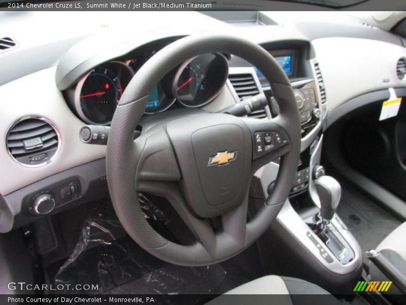 Summit White / Jet Black/Medium Titanium 2014 Chevrolet Cruze LS