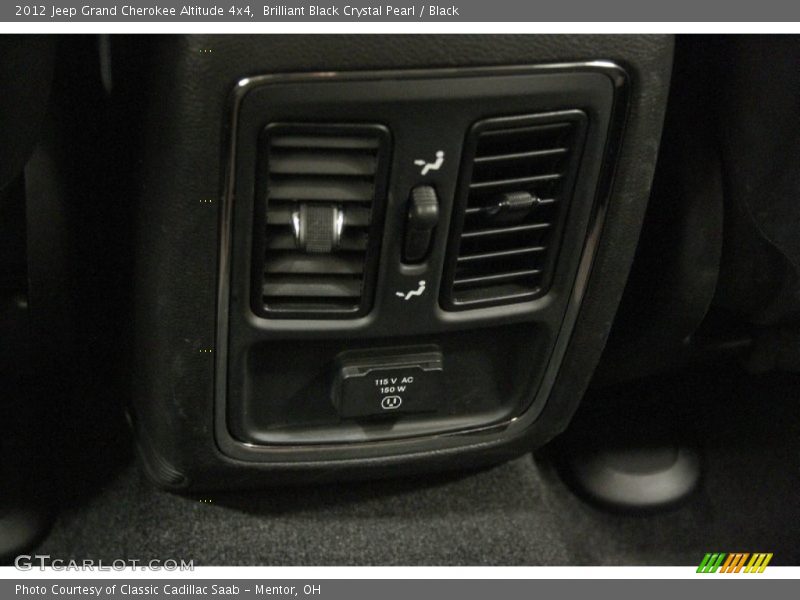 Brilliant Black Crystal Pearl / Black 2012 Jeep Grand Cherokee Altitude 4x4