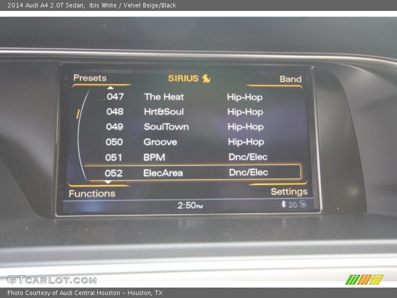 Ibis White / Velvet Beige/Black 2014 Audi A4 2.0T Sedan