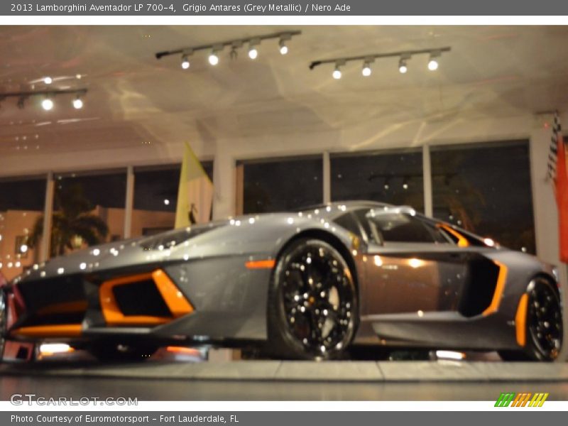 Grigio Antares (Grey Metallic) / Nero Ade 2013 Lamborghini Aventador LP 700-4
