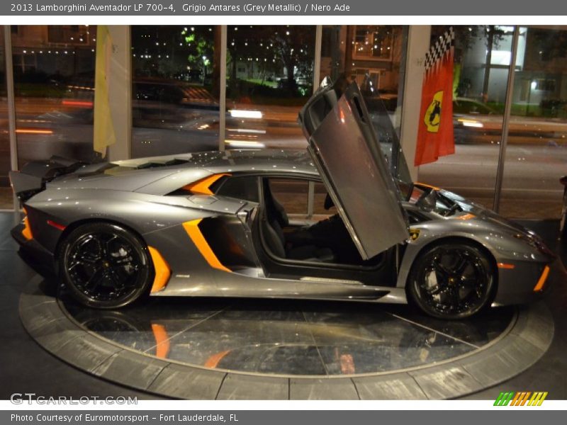 Grigio Antares (Grey Metallic) / Nero Ade 2013 Lamborghini Aventador LP 700-4