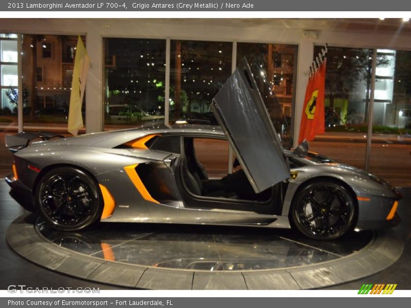 Grigio Antares (Grey Metallic) / Nero Ade 2013 Lamborghini Aventador LP 700-4