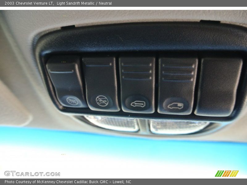 Light Sandrift Metallic / Neutral 2003 Chevrolet Venture LT