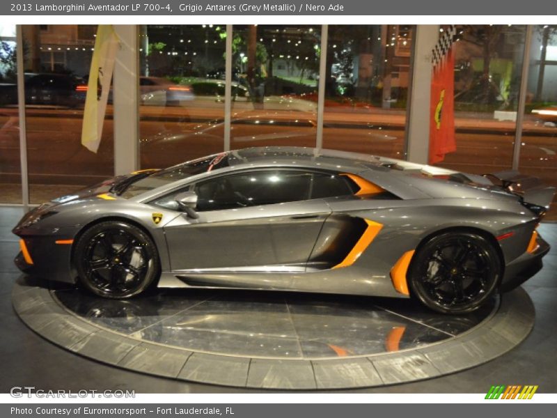 Grigio Antares (Grey Metallic) / Nero Ade 2013 Lamborghini Aventador LP 700-4