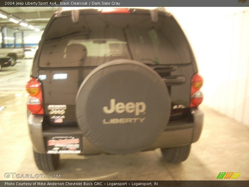 Black Clearcoat / Dark Slate Gray 2004 Jeep Liberty Sport 4x4