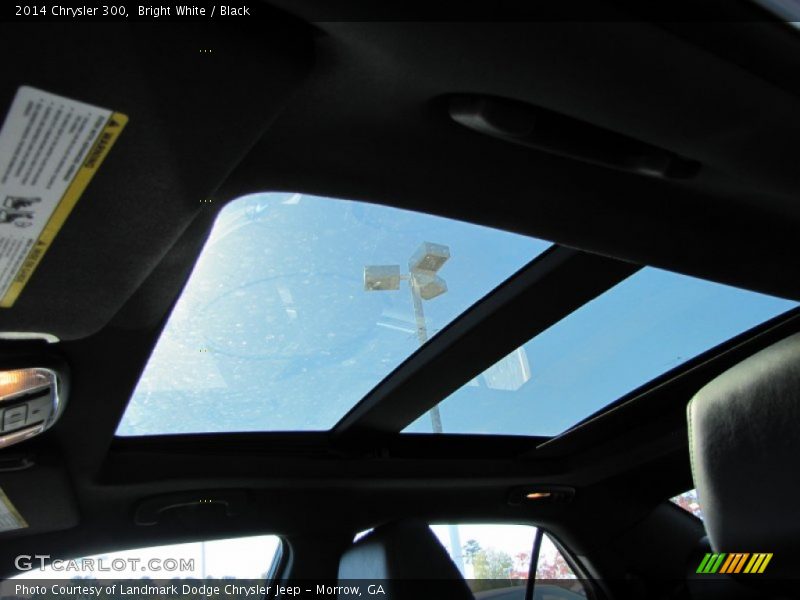 Bright White / Black 2014 Chrysler 300