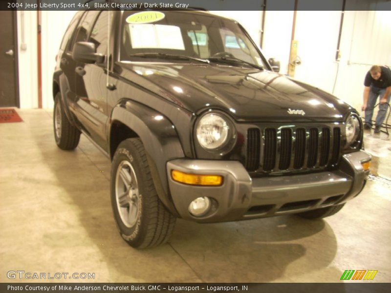 Black Clearcoat / Dark Slate Gray 2004 Jeep Liberty Sport 4x4