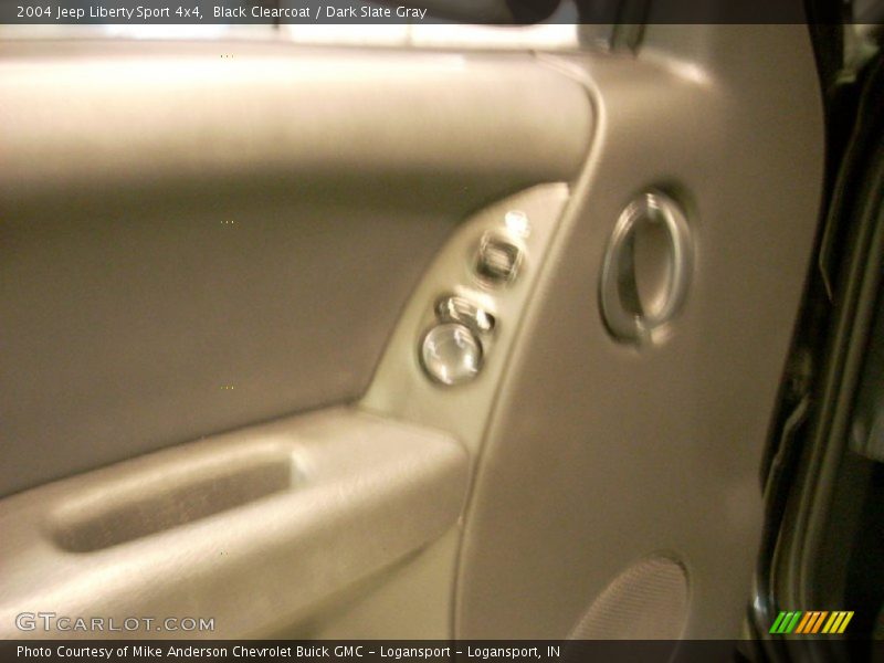 Black Clearcoat / Dark Slate Gray 2004 Jeep Liberty Sport 4x4