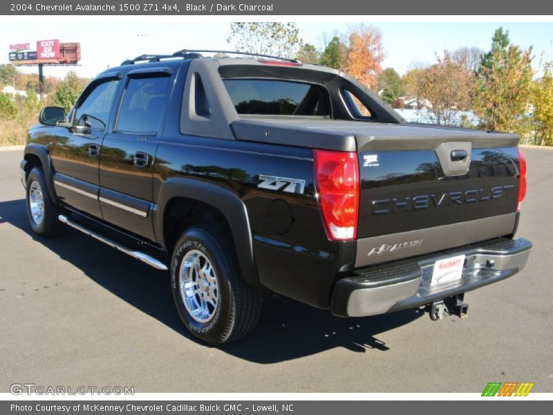 Black / Dark Charcoal 2004 Chevrolet Avalanche 1500 Z71 4x4