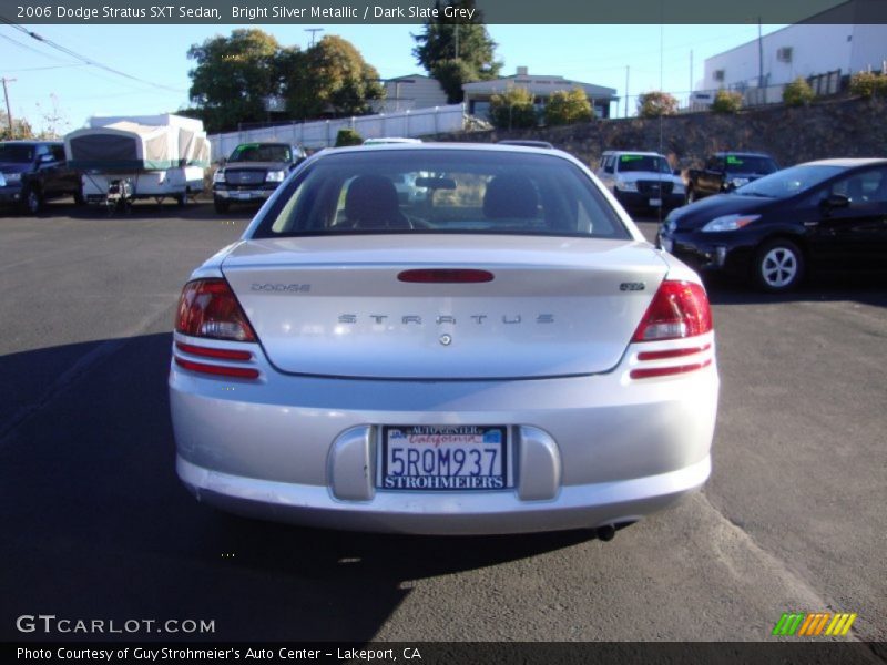 Bright Silver Metallic / Dark Slate Grey 2006 Dodge Stratus SXT Sedan