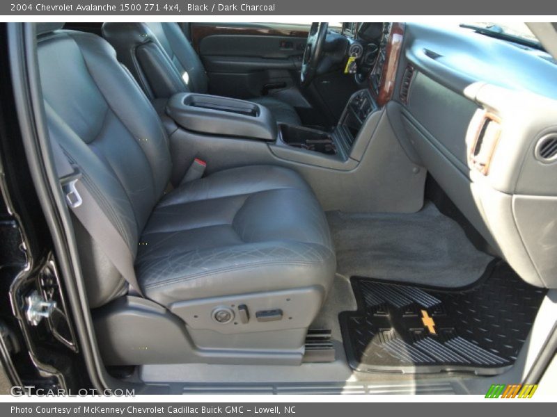 Black / Dark Charcoal 2004 Chevrolet Avalanche 1500 Z71 4x4