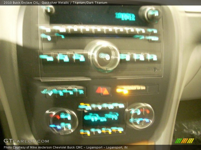 Quicksilver Metallic / Titanium/Dark Titanium 2010 Buick Enclave CXL