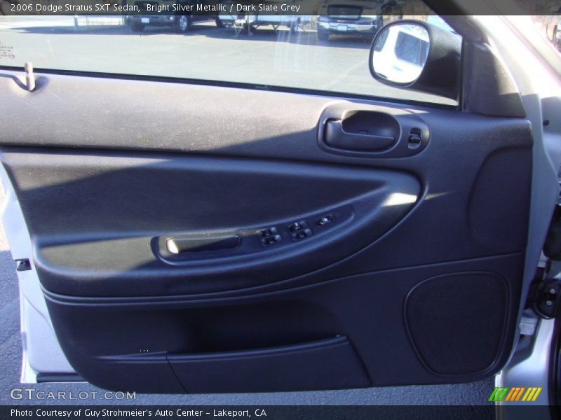 Bright Silver Metallic / Dark Slate Grey 2006 Dodge Stratus SXT Sedan