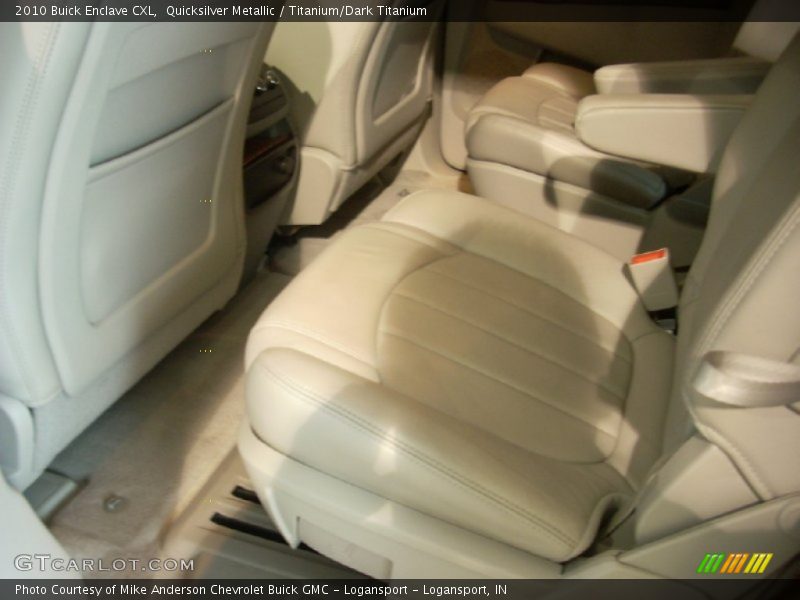 Quicksilver Metallic / Titanium/Dark Titanium 2010 Buick Enclave CXL