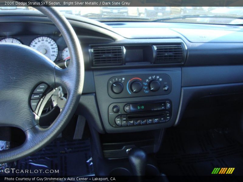 Bright Silver Metallic / Dark Slate Grey 2006 Dodge Stratus SXT Sedan