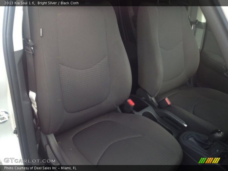 Bright Silver / Black Cloth 2013 Kia Soul 1.6