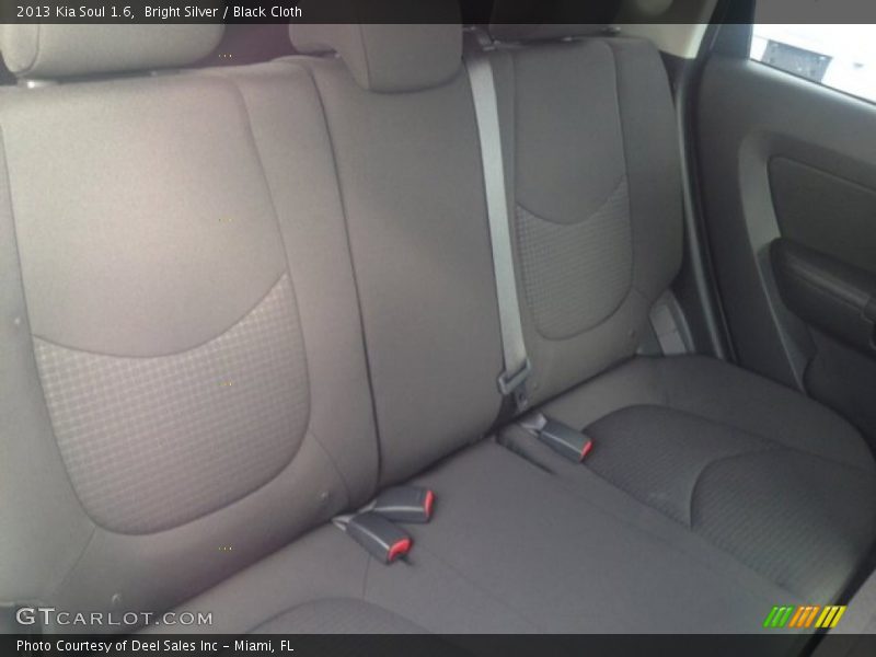 Bright Silver / Black Cloth 2013 Kia Soul 1.6