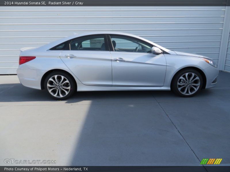 Radiant Silver / Gray 2014 Hyundai Sonata SE