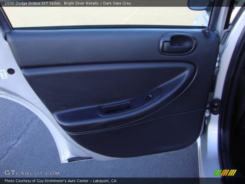 Bright Silver Metallic / Dark Slate Grey 2006 Dodge Stratus SXT Sedan
