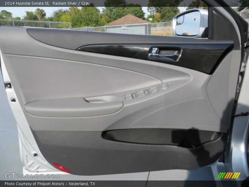 Radiant Silver / Gray 2014 Hyundai Sonata SE
