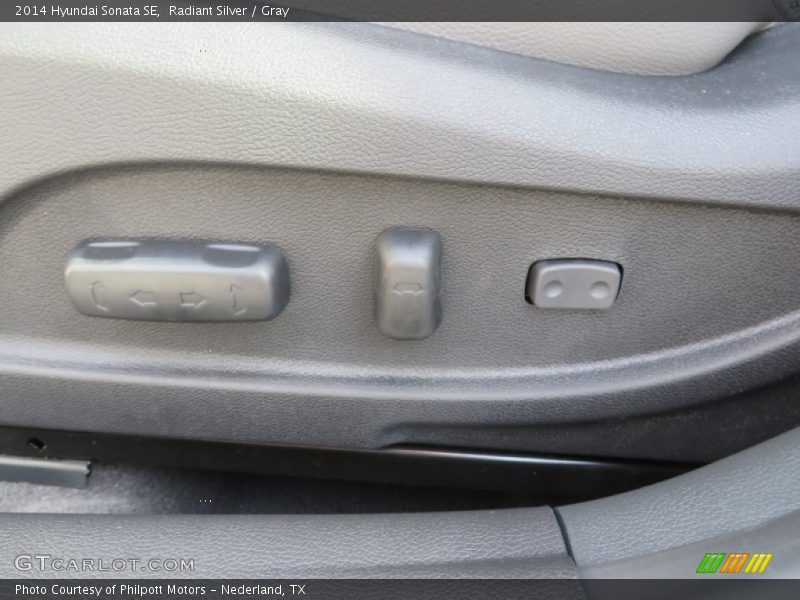 Radiant Silver / Gray 2014 Hyundai Sonata SE