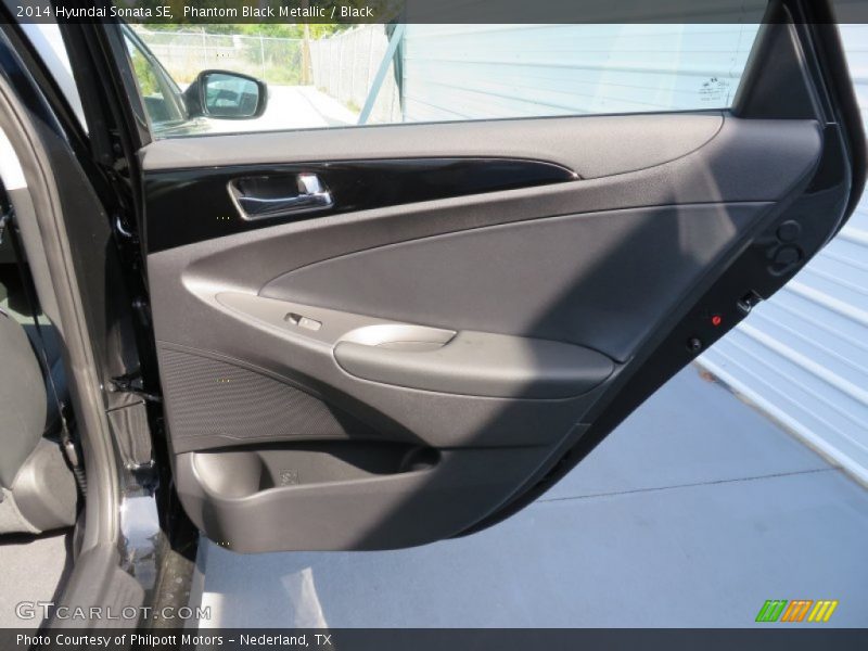 Phantom Black Metallic / Black 2014 Hyundai Sonata SE