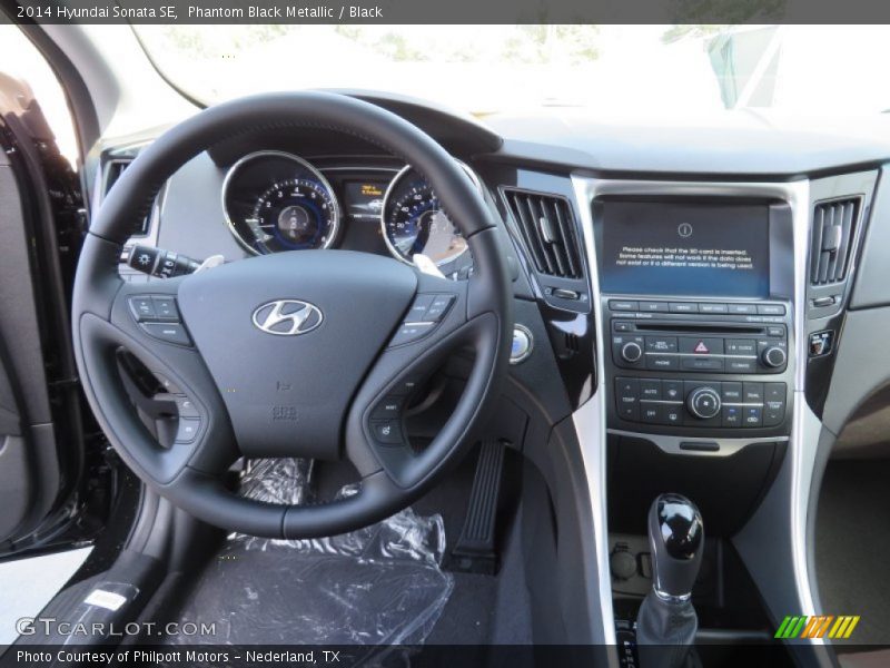 Phantom Black Metallic / Black 2014 Hyundai Sonata SE