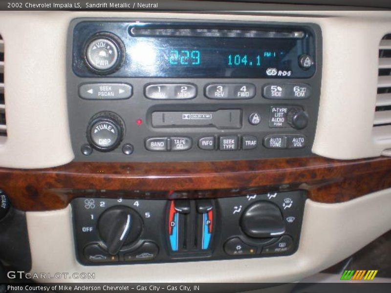 Sandrift Metallic / Neutral 2002 Chevrolet Impala LS
